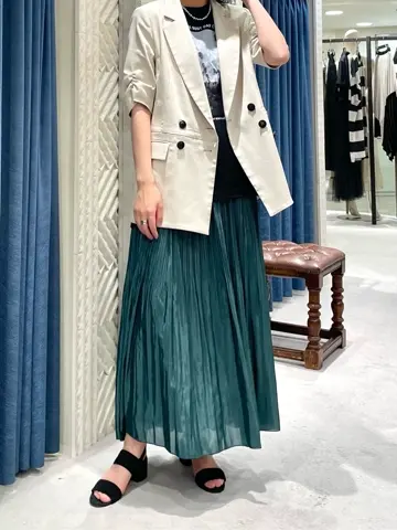 GRACE CONTINENTAL yoshi コーディネート画像