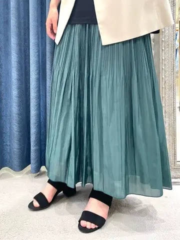 GRACE CONTINENTAL yoshi コーディネート画像