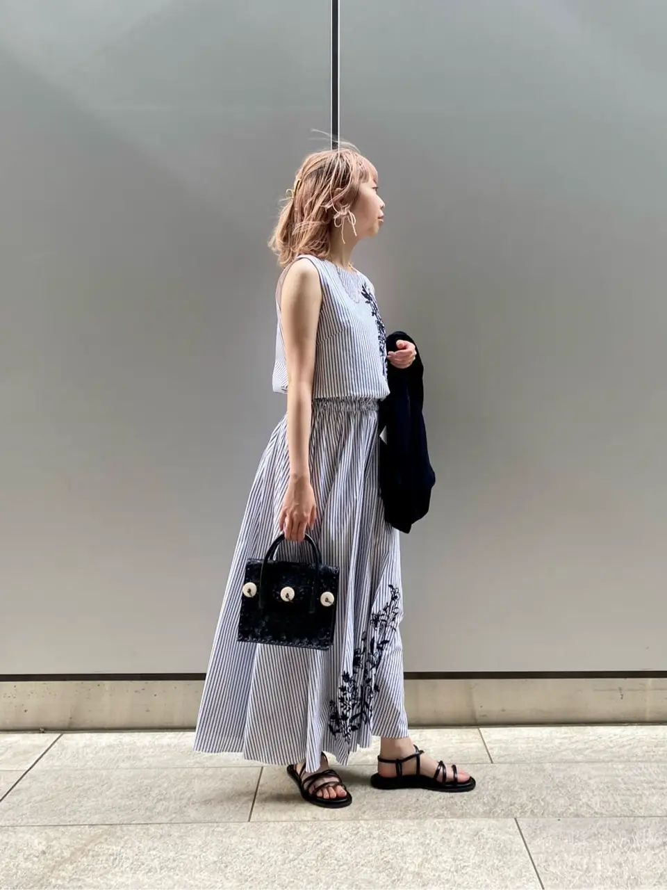 GRACE CONTINENTAL Abe コーディネート画像