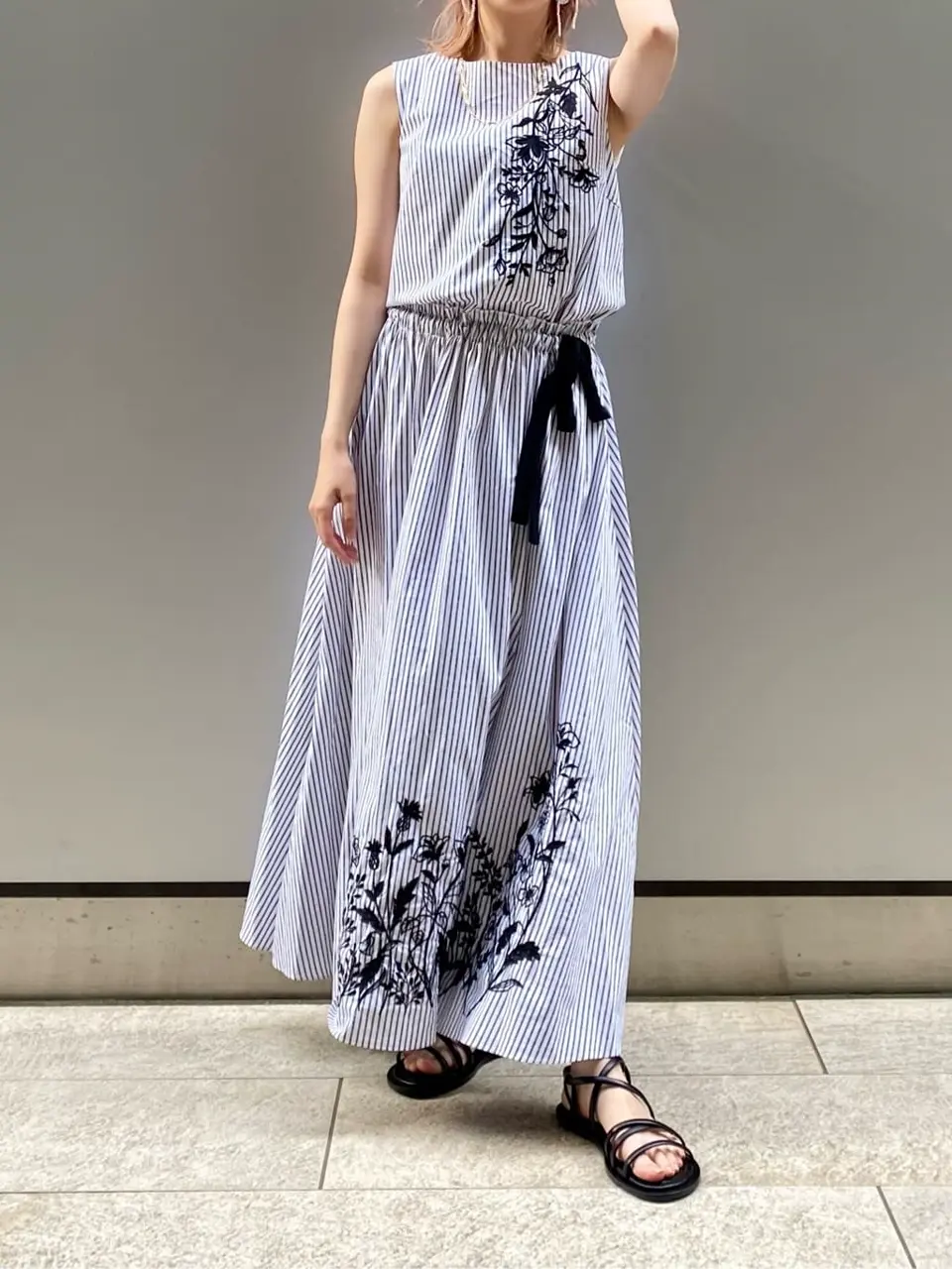 GRACE CONTINENTAL Abe コーディネート画像