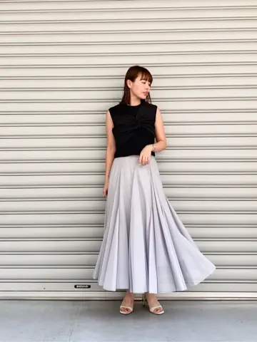 GRACE CONTINENTAL 古川温子 コーディネート画像