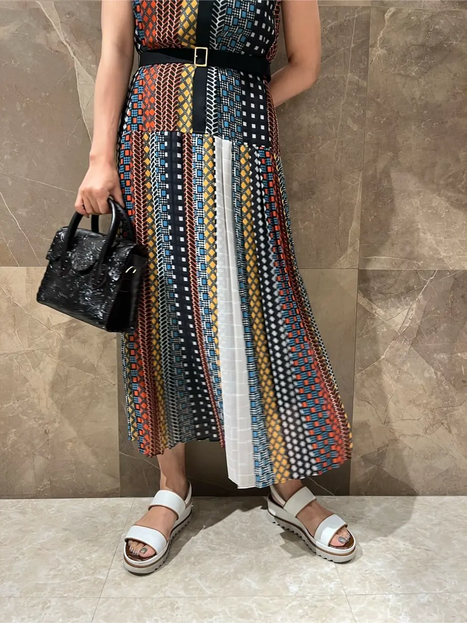 GRACE CONTINENTAL 穐山　香織 コーディネート画像