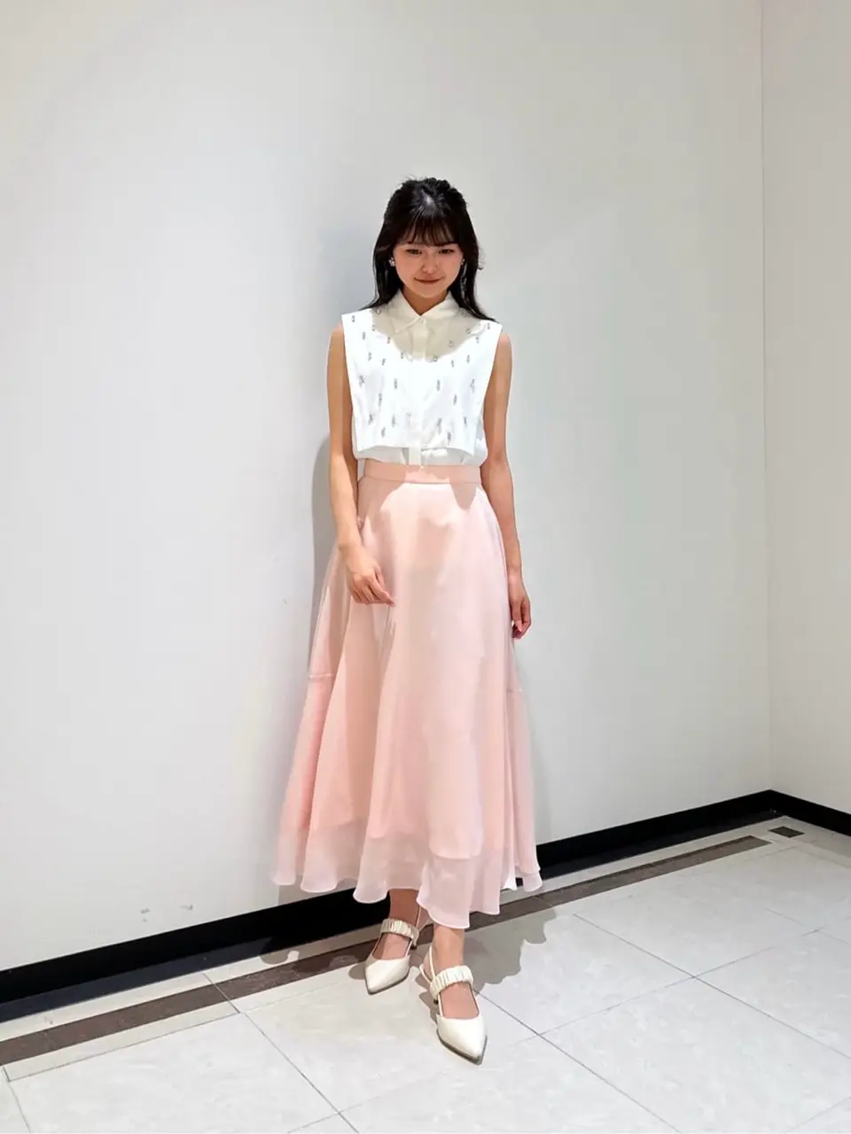 GRACE CONTINENTAL MORITA AI コーディネート画像