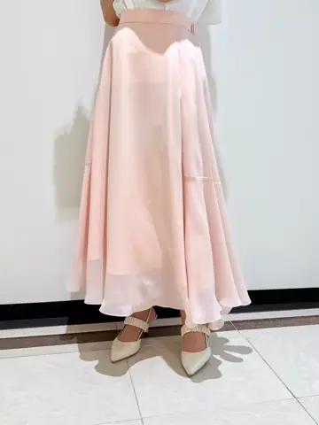 GRACE CONTINENTAL MORITA AI コーディネート画像