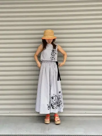 GRACE CONTINENTAL 佐藤　優里香 コーディネート画像