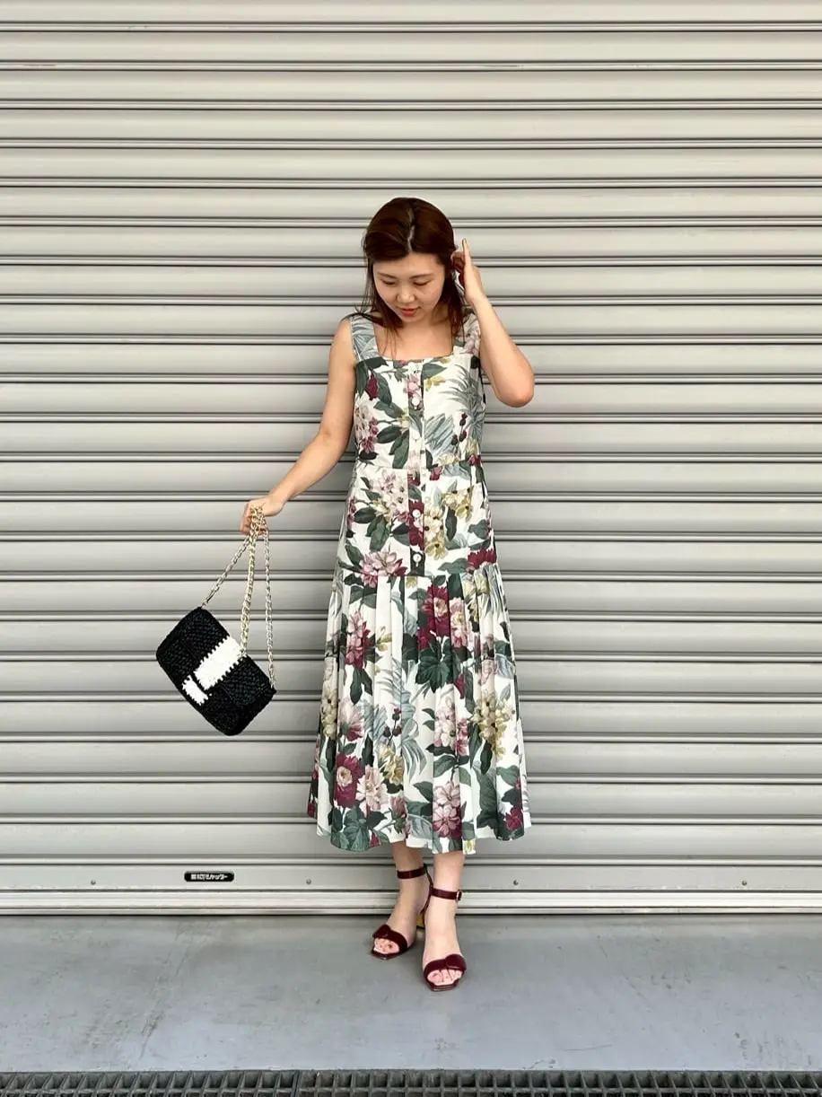 GRACE CONTINENTAL 佐藤　優里香 コーディネート画像