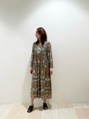 GRACE CONTINENTAL 赤間　 コーディネート画像