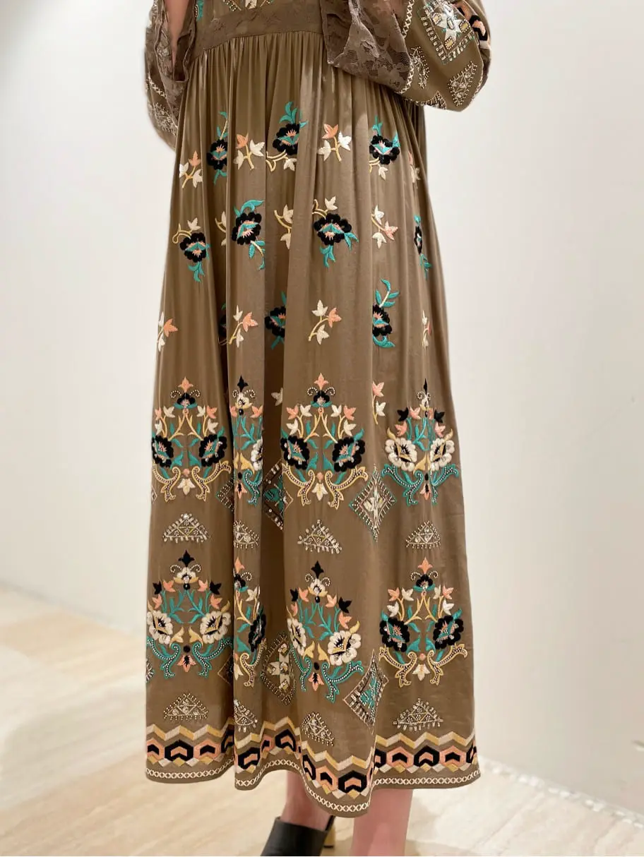 GRACE CONTINENTAL 赤間　 コーディネート画像