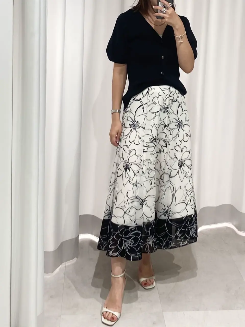 GRACE CONTINENTAL 古川温子 コーディネート画像