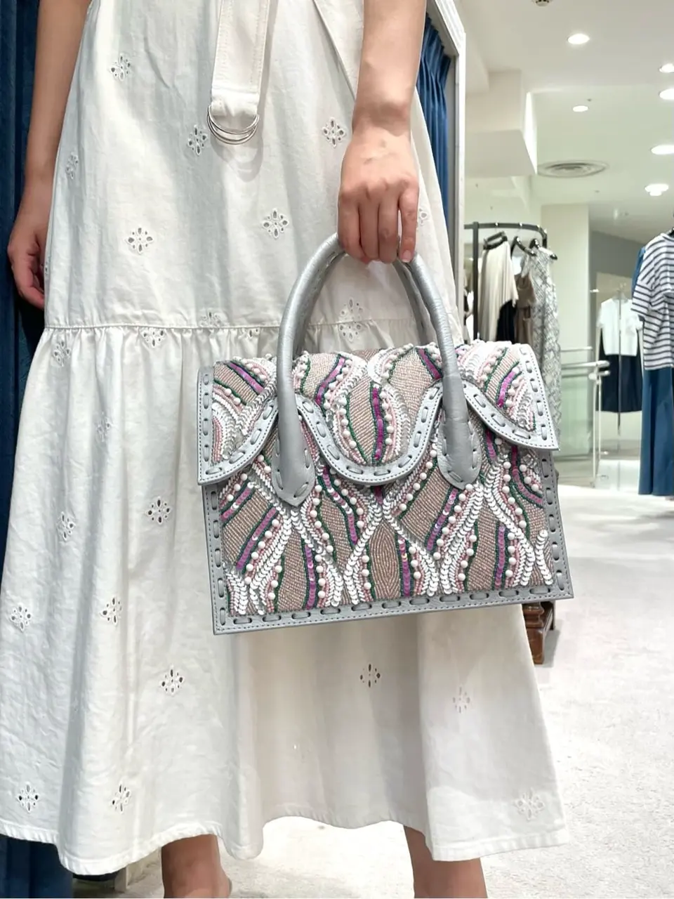 GRACE CONTINENTAL yoshi コーディネート画像