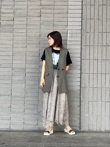 GRACE CONTINENTAL 穐山　香織 コーディネート画像