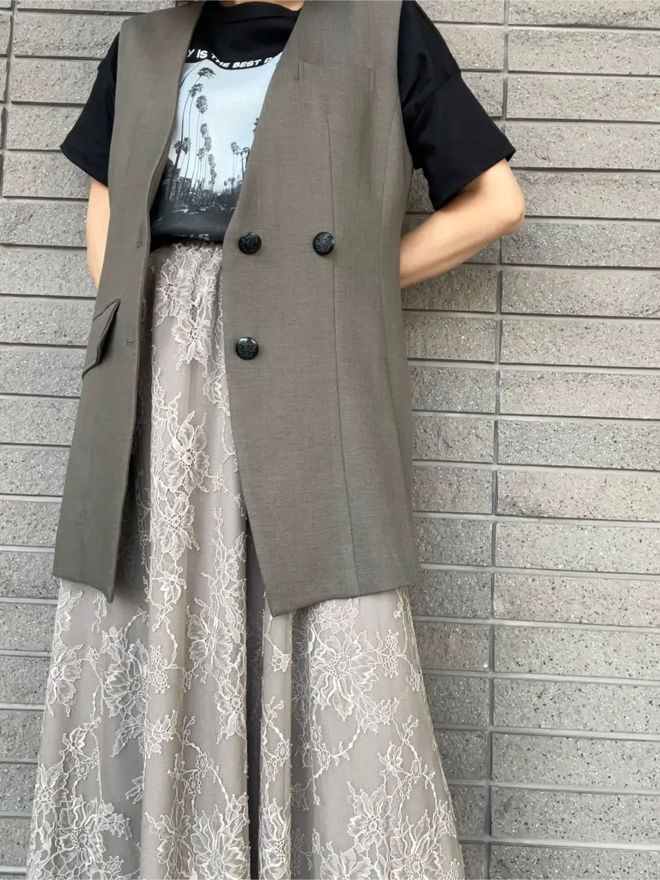 GRACE CONTINENTAL 穐山　香織 コーディネート画像