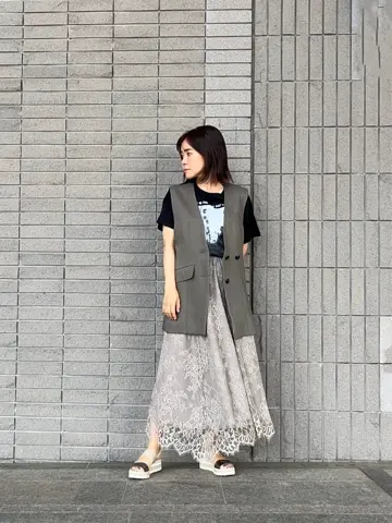 GRACE CONTINENTAL 穐山　香織 コーディネート画像