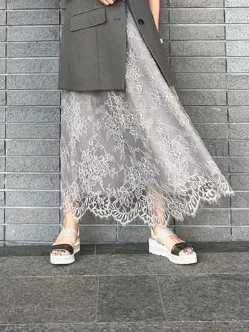 GRACE CONTINENTAL 穐山　香織 コーディネート画像