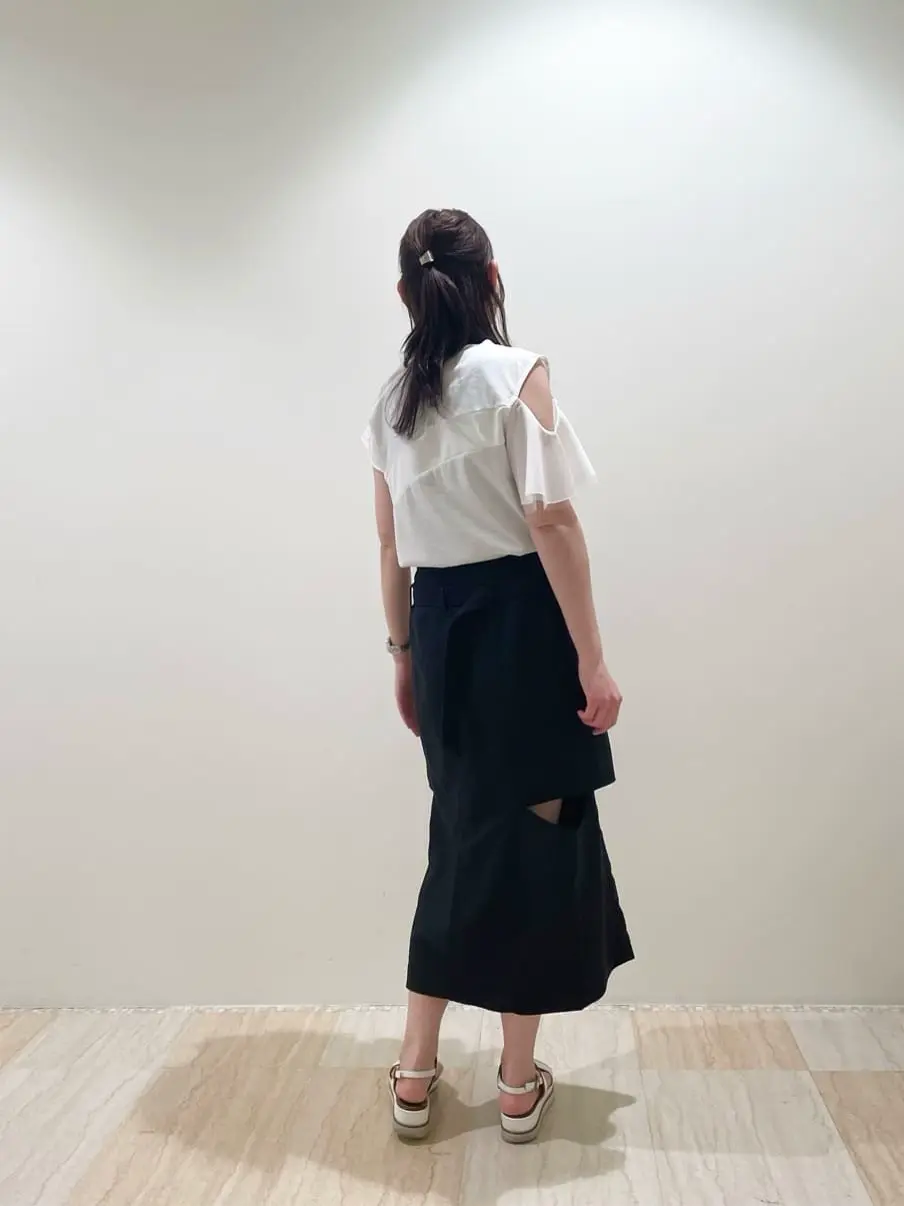 GRACE CONTINENTAL 赤間　 コーディネート画像