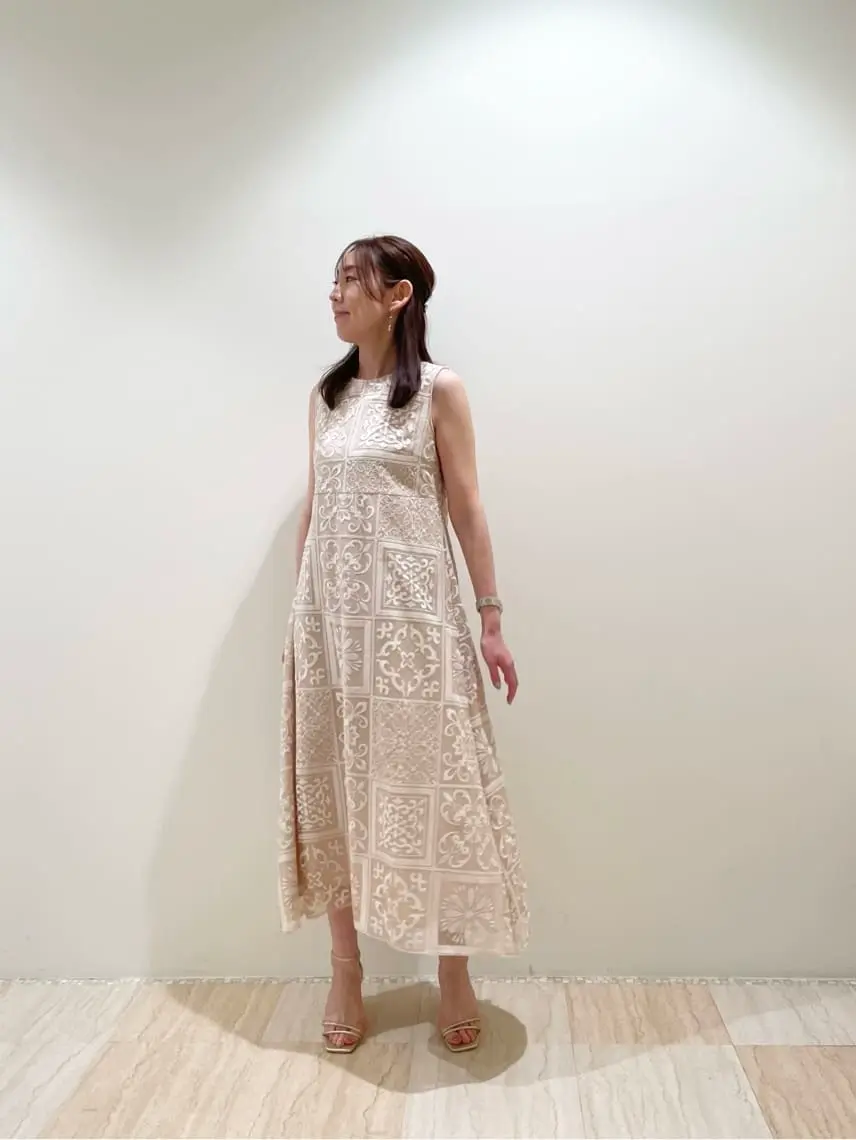 GRACE CONTINENTAL 赤間　 コーディネート画像