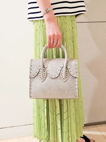 GRACE CONTINENTAL 今野　志保 コーディネート画像