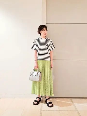 GRACE CONTINENTAL 今野　志保 コーディネート画像