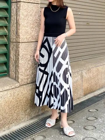 GRACE CONTINENTAL 古川温子 コーディネート画像