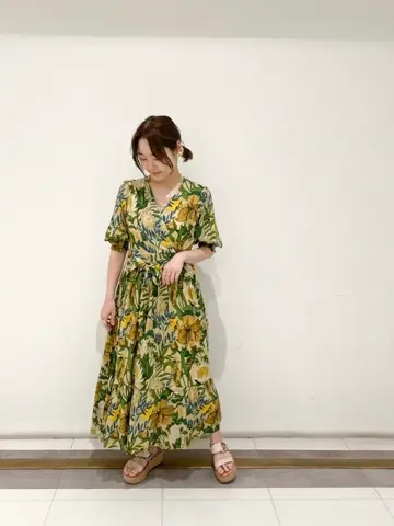 GRACE CONTINENTAL SAYUMI Nagashima コーディネート画像