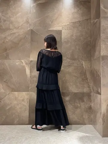 GRACE CONTINENTAL 穐山　香織 コーディネート画像