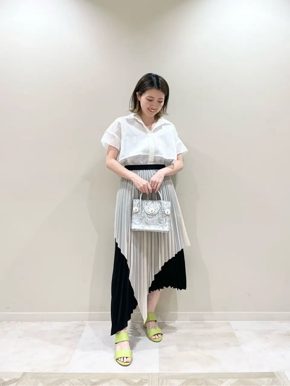 GRACE CONTINENTAL minami コーディネート画像