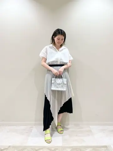 GRACE CONTINENTAL minami コーディネート画像