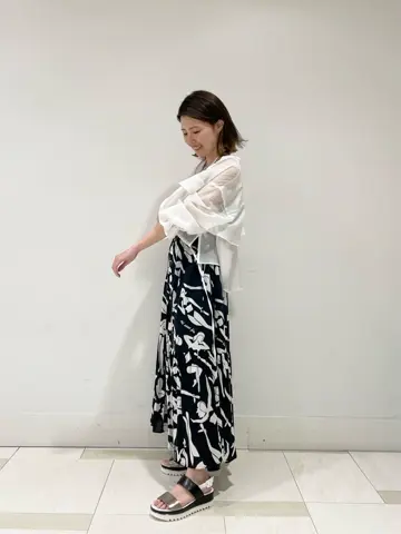 GRACE CONTINENTAL minami コーディネート画像