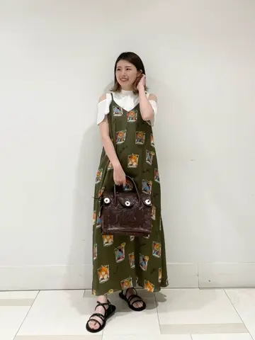 GRACE CONTINENTAL minami コーディネート画像