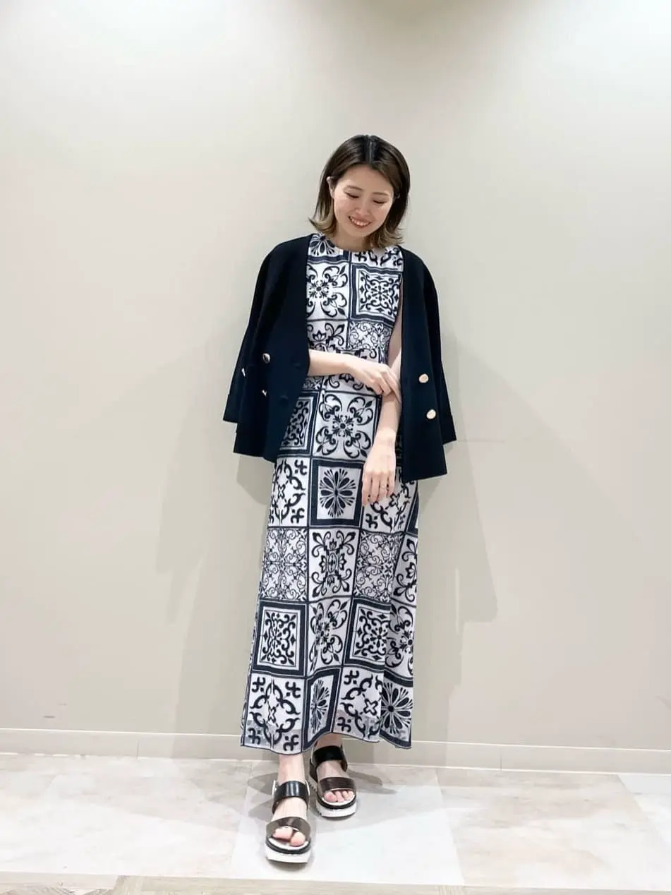 GRACE CONTINENTAL minami コーディネート画像