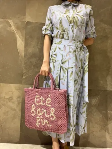 GRACE CONTINENTAL 穐山　香織 コーディネート画像