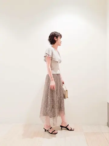 GRACE CONTINENTAL 今野　志保 コーディネート画像