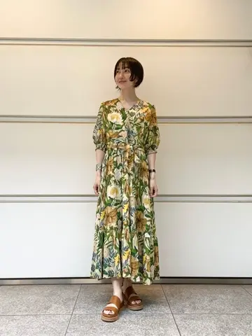 GRACE CONTINENTAL 尾田亜沙美 コーディネート画像