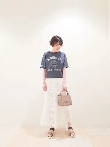 GRACE CONTINENTAL 今野　志保 コーディネート画像