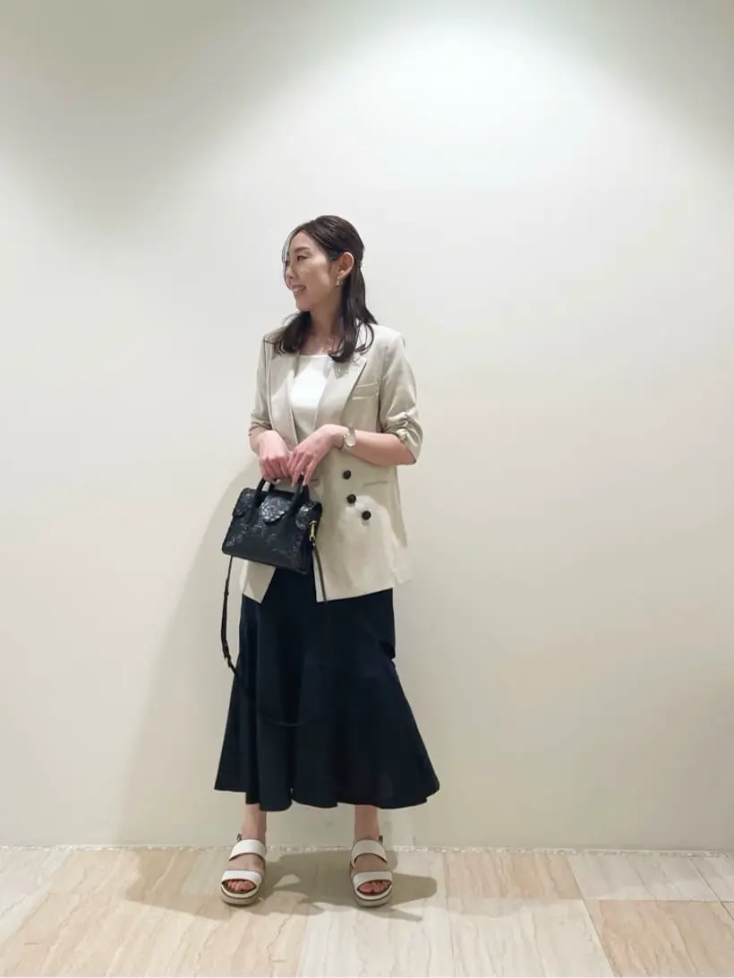 GRACE CONTINENTAL 赤間　 コーディネート画像