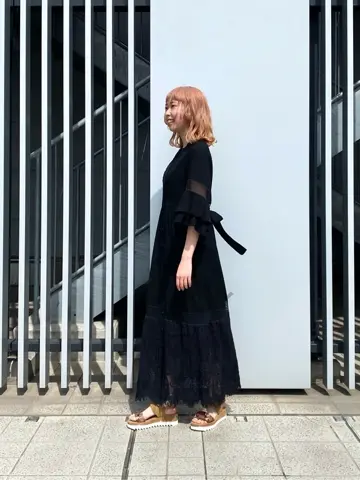 GRACE CONTINENTAL Abe コーディネート画像