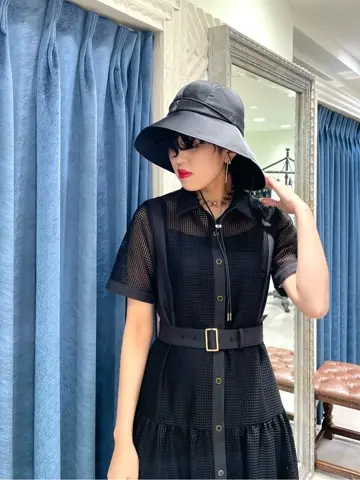 GRACE CONTINENTAL yoshi コーディネート画像