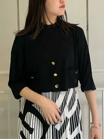 GRACE CONTINENTAL 伊藤　静華 コーディネート画像