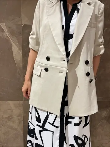 GRACE CONTINENTAL 穐山　香織 コーディネート画像