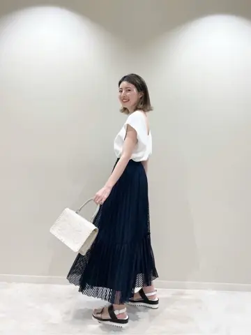 GRACE CONTINENTAL minami コーディネート画像
