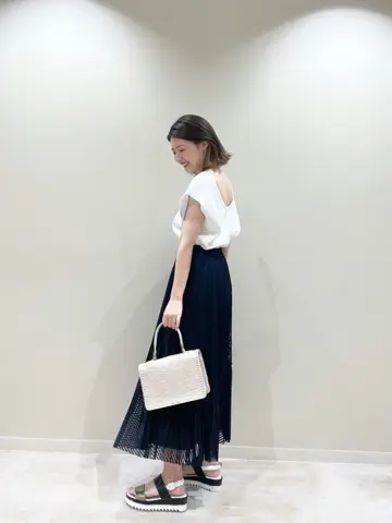 GRACE CONTINENTAL minami コーディネート画像