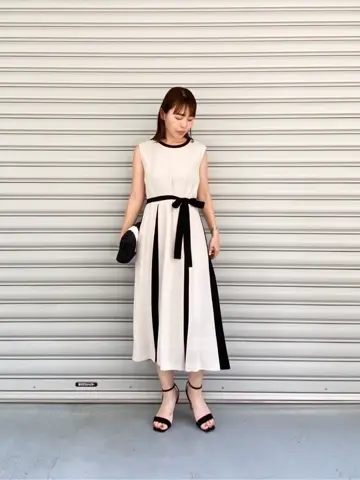 GRACE CONTINENTAL 古川温子 コーディネート画像