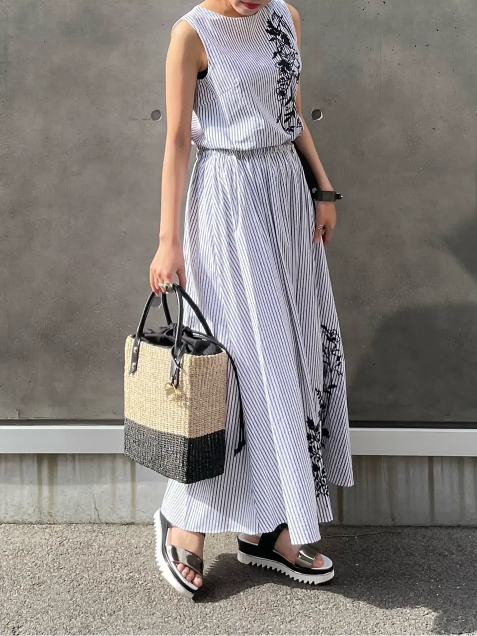 GRACE CONTINENTAL yoshi コーディネート画像