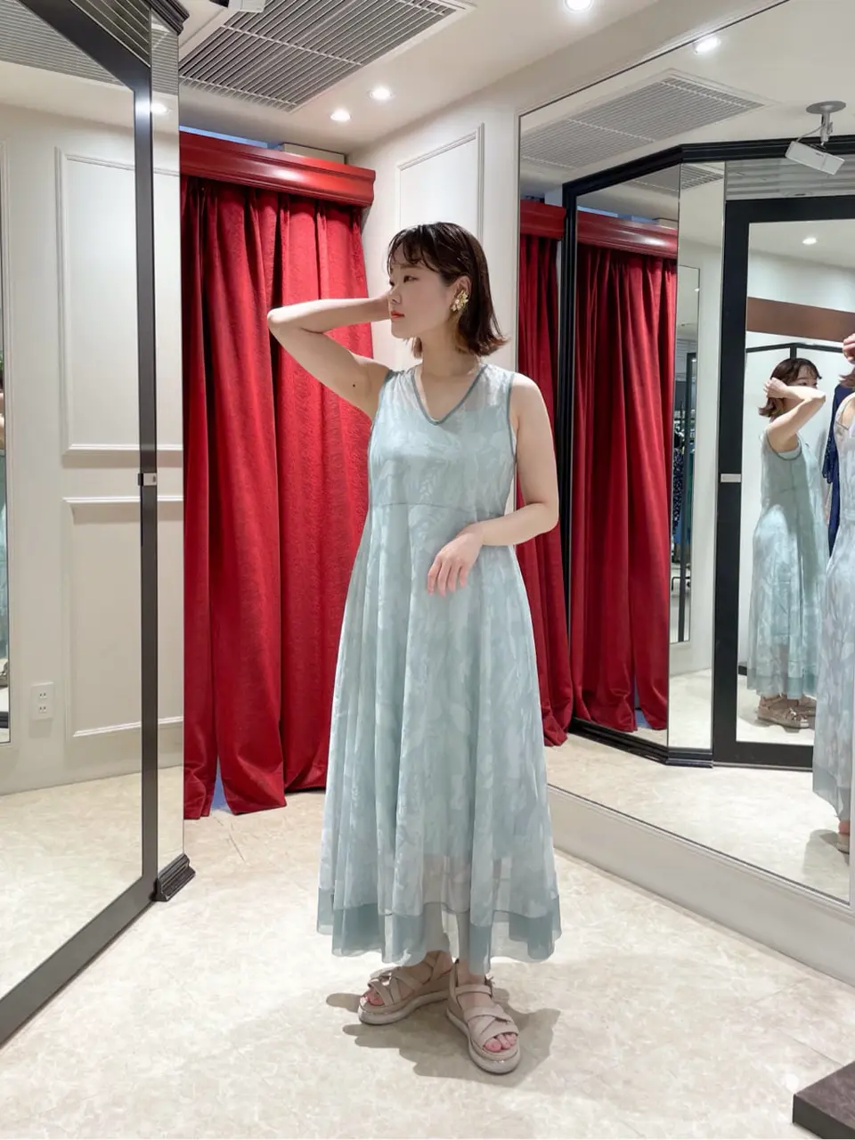 GRACE CONTINENTAL SAYUMI Nagashima コーディネート画像