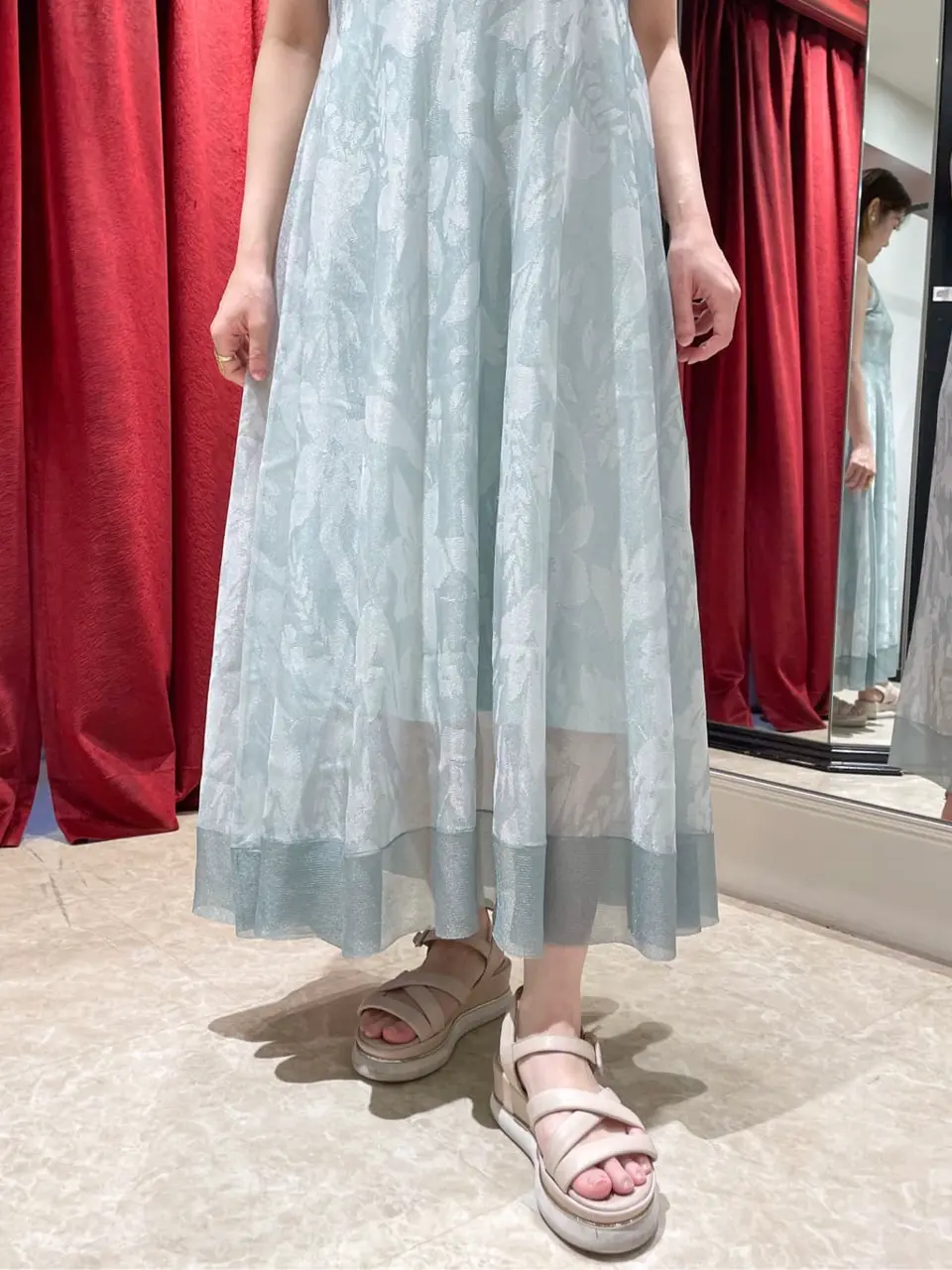 GRACE CONTINENTAL SAYUMI Nagashima コーディネート画像