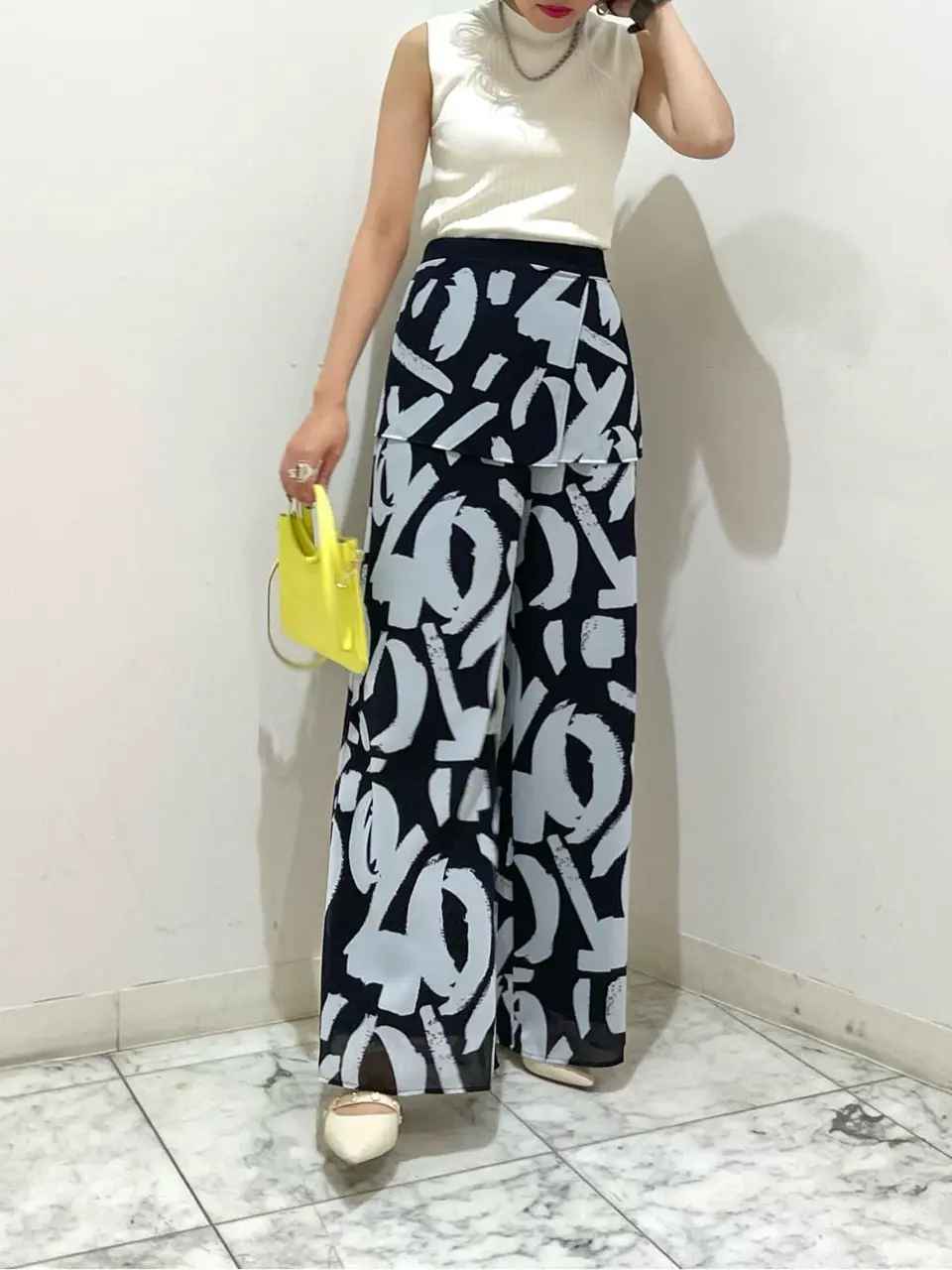 GRACE CONTINENTAL yoshi コーディネート画像