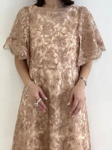 GRACE CONTINENTAL 古川温子 コーディネート画像