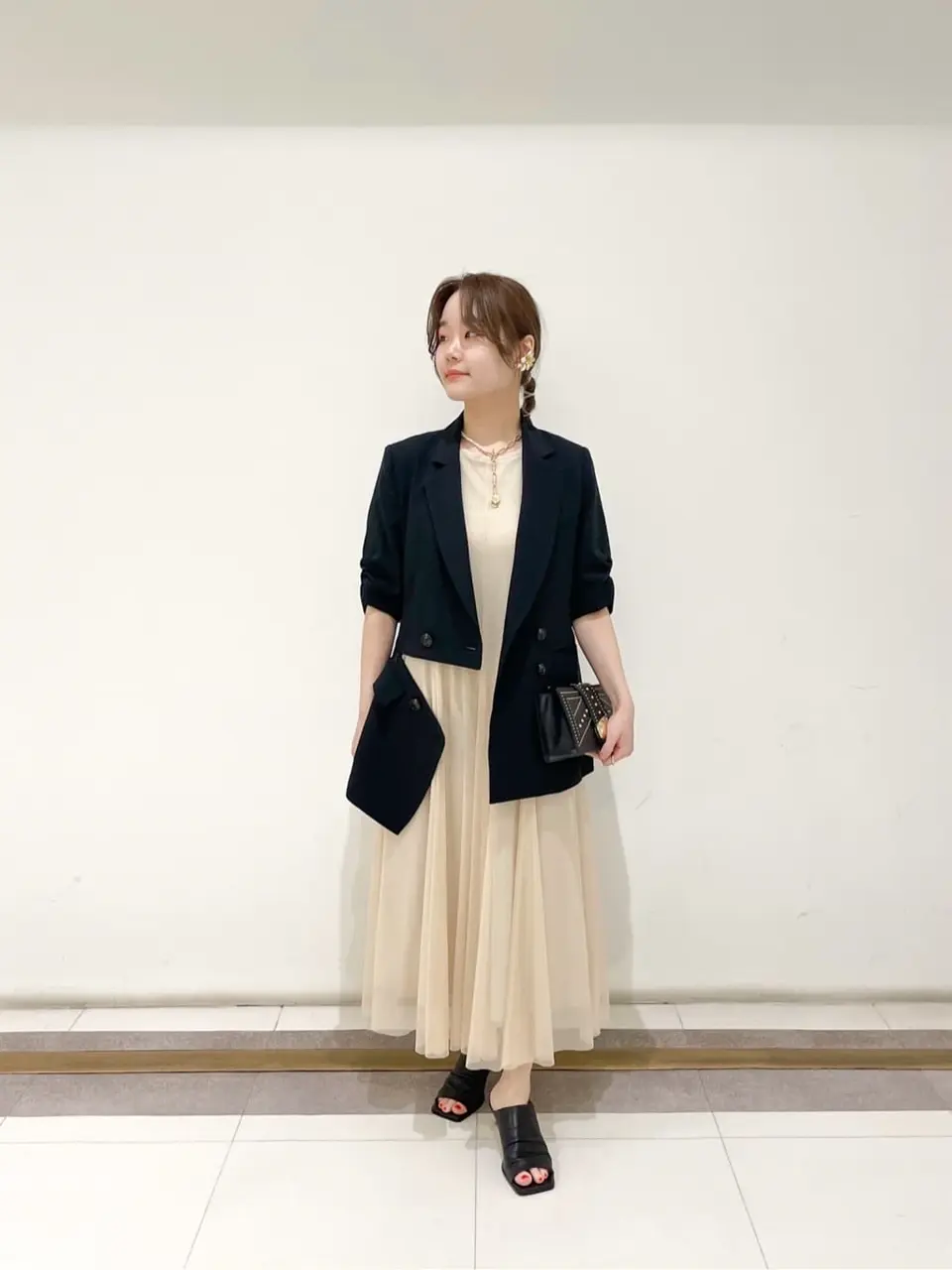 GRACE CONTINENTAL SAYUMI Nagashima コーディネート画像