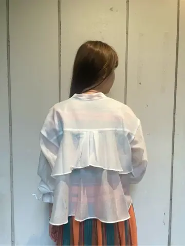 GRACE CONTINENTAL 伊藤　静華 コーディネート画像