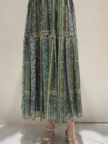 GRACE CONTINENTAL miyata コーディネート画像